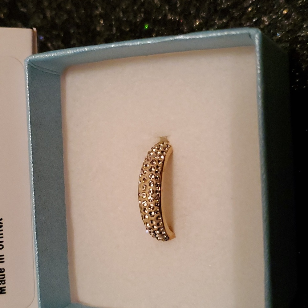 NIB.   Touchstone Crystal blush Luna ring,  size 6 - Picture 2 of 3